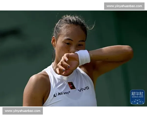 温网首轮焦点战：郑钦文挑战西尼亚科娃，草地魅力见证突破时刻